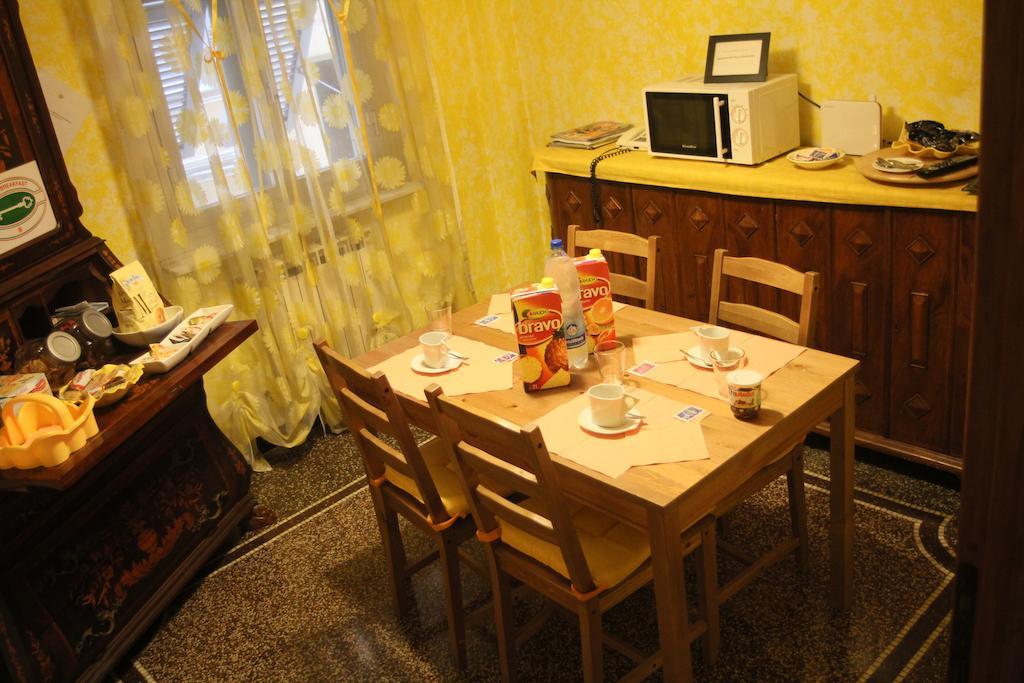 Bed & Breakfast La Rosa Dei Venti Genova Szoba fotó